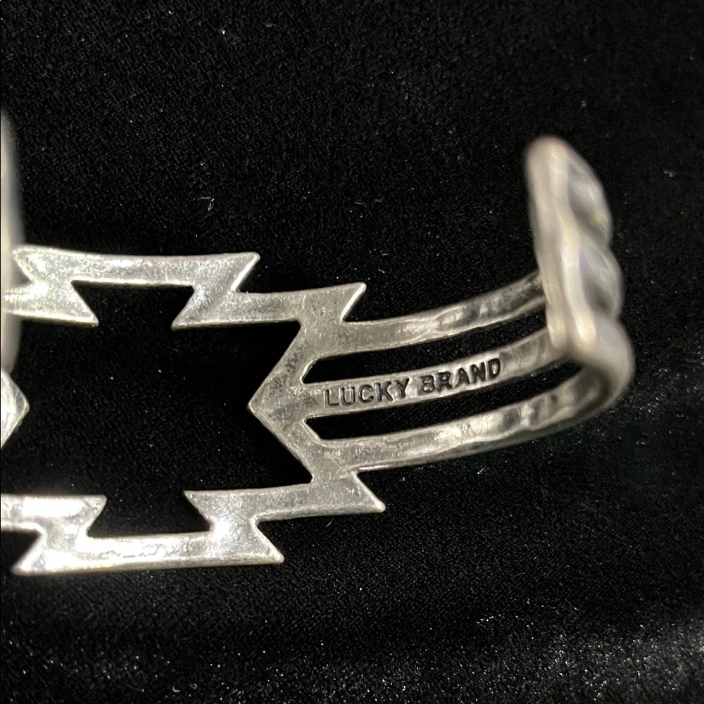 1521 Lucky Brand Arizona Silver Zigzag Cuff Bracelet - Picture 2 of 6